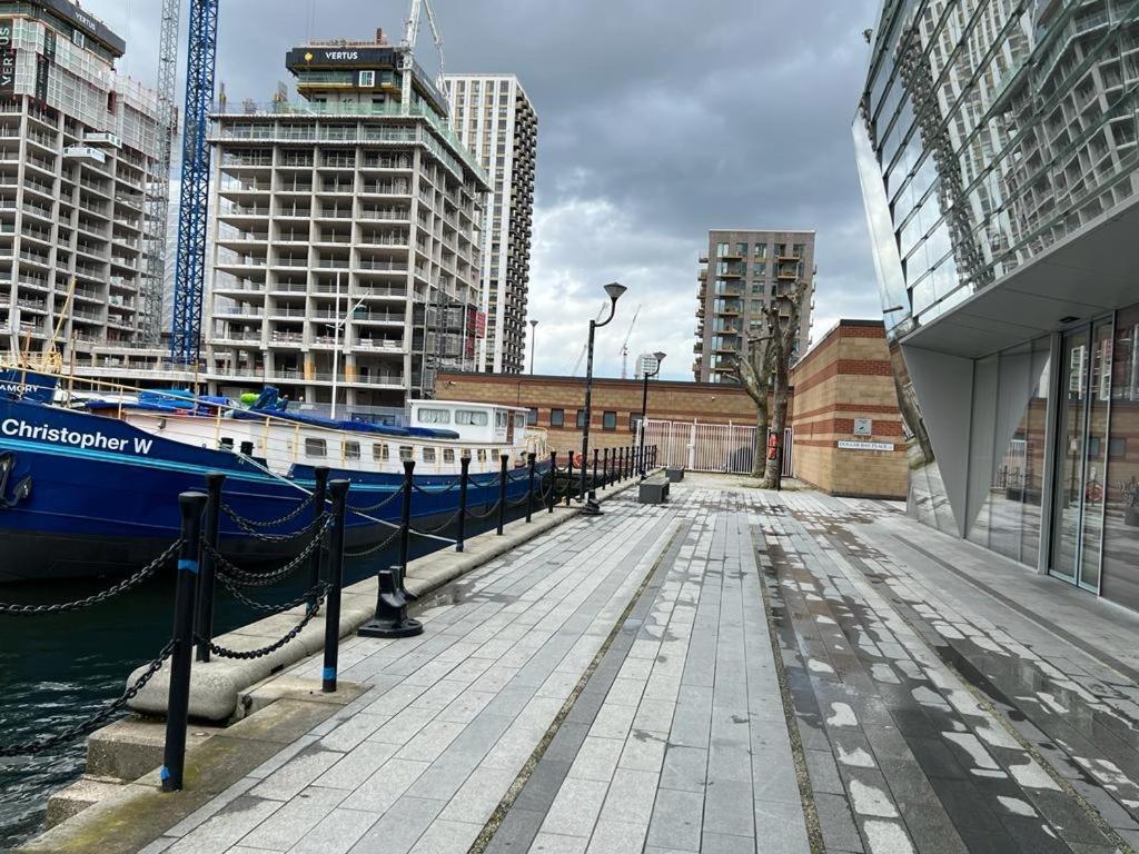 Canary Wharf Holiday Rooms Λονδίνο Εξωτερικό φωτογραφία